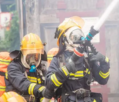 家庭火警急救重点，第一功夫应该怎么办？？？
